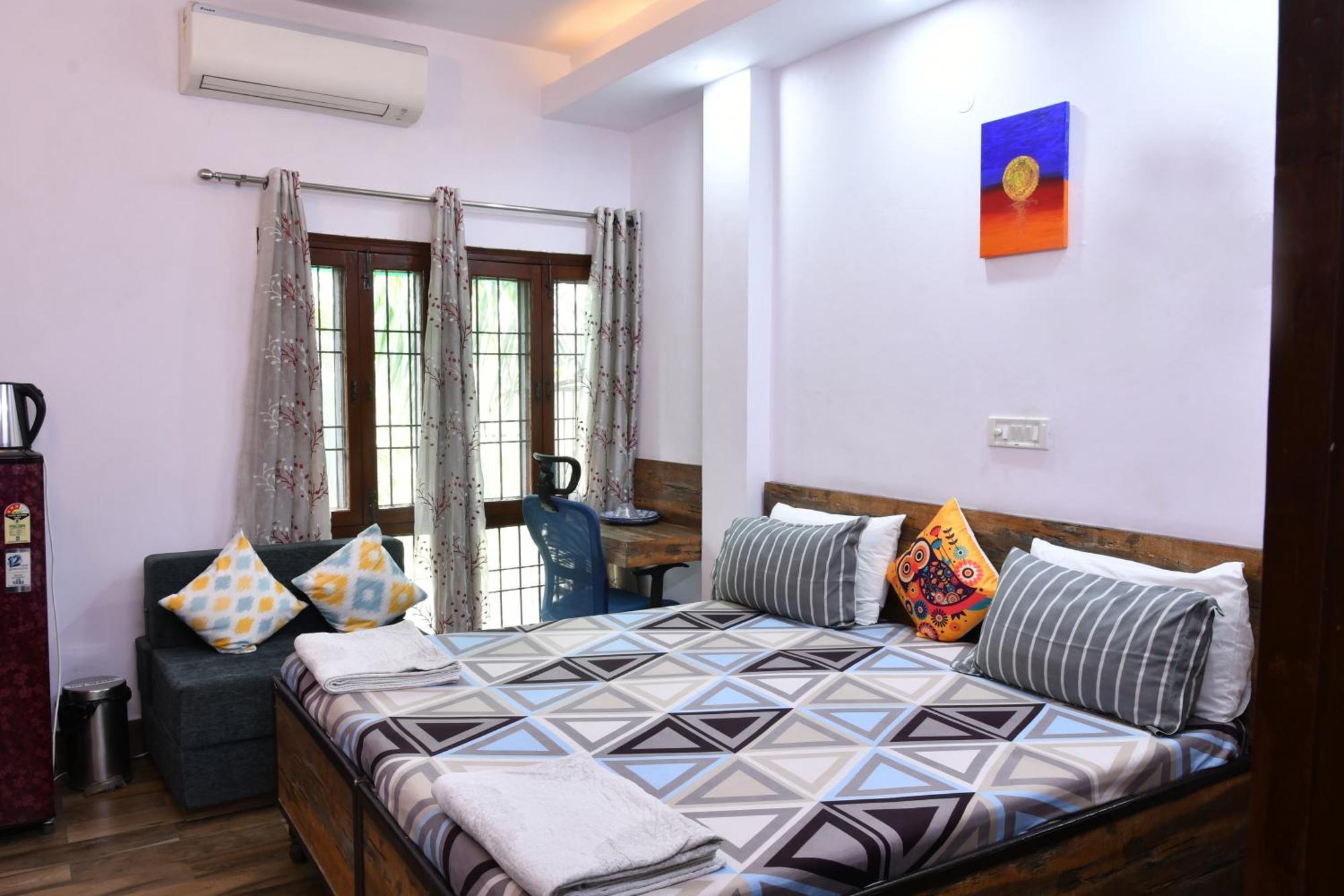 Tatvamasi Homestay New Delhi Exteriör bild